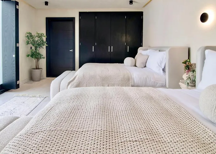 2 Luxury In Condesa With Rooftops 18br Holiday home Mexico City